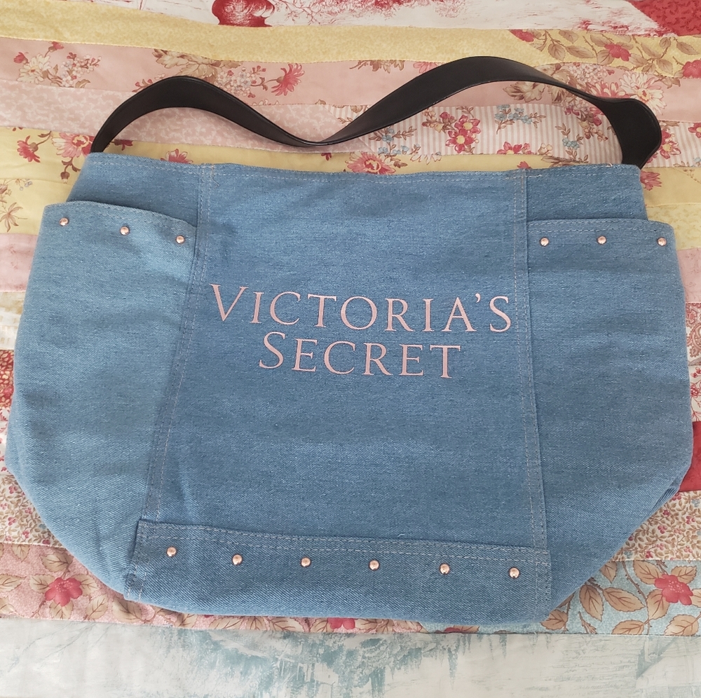 Large blue jean tote NWOT